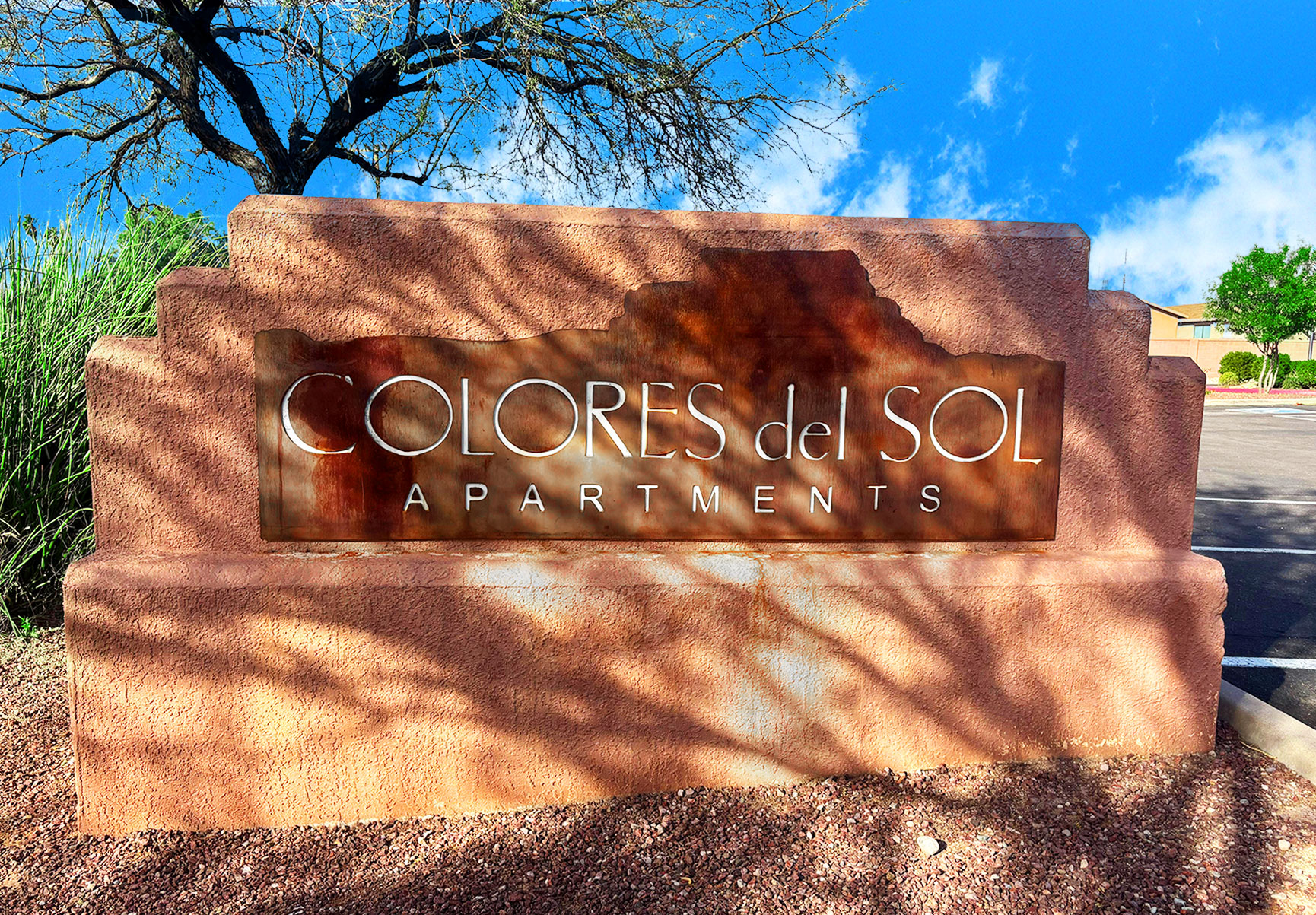 This image displays entrance marker photo of Colores Del Sol Tucsons